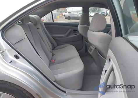 2007 Toyota Camry Le z USA, uszkodzony, nr VIN 4T1BE46K87U655287